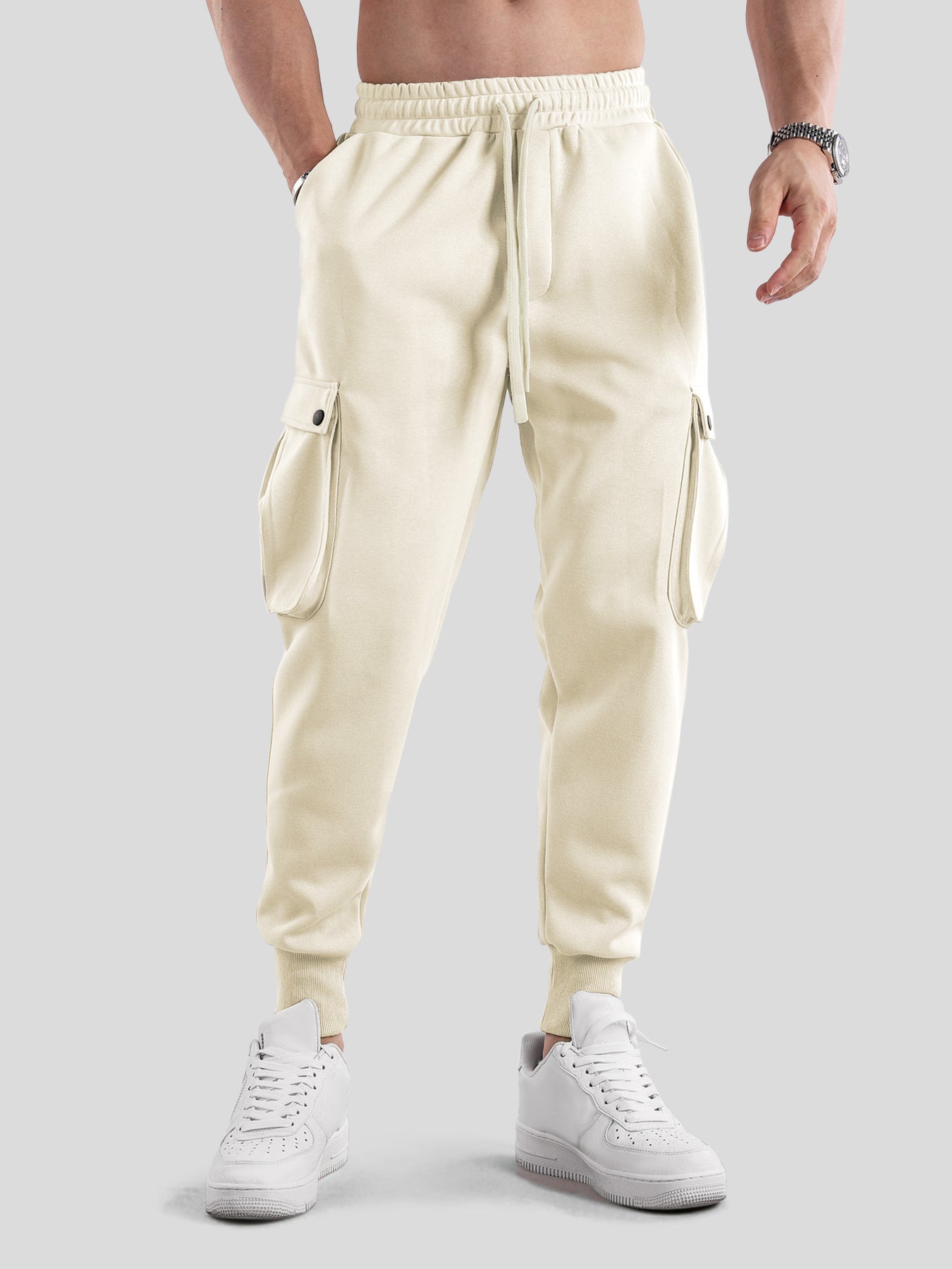 Weekend Performance Cargo Pocket Jogger