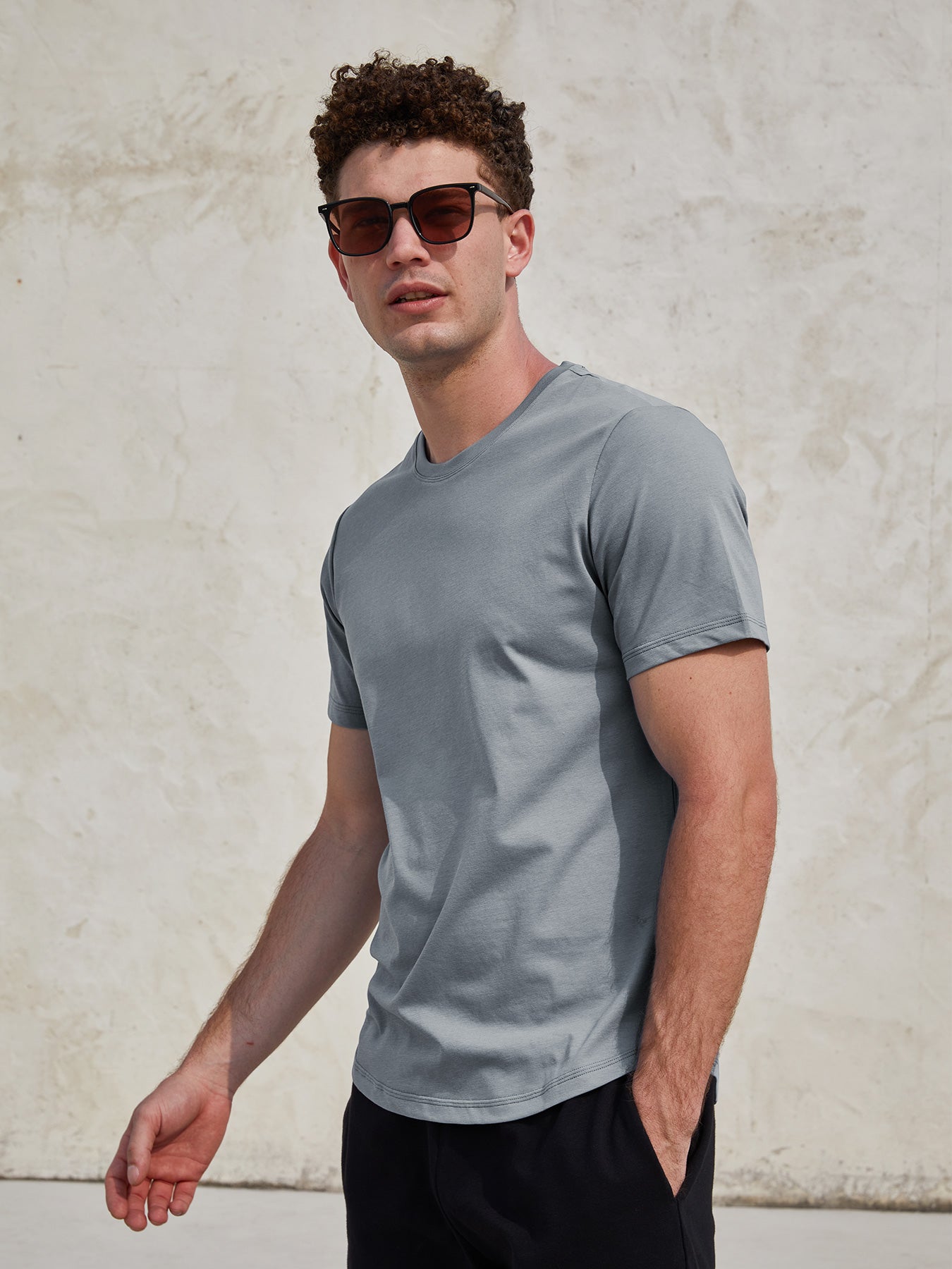 StayCool 2.0 Curve-Hem Tee: Slim-Fit