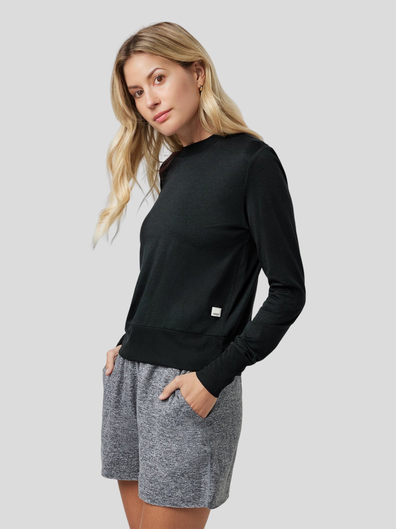 Velou Long Sleeve Crew Tee