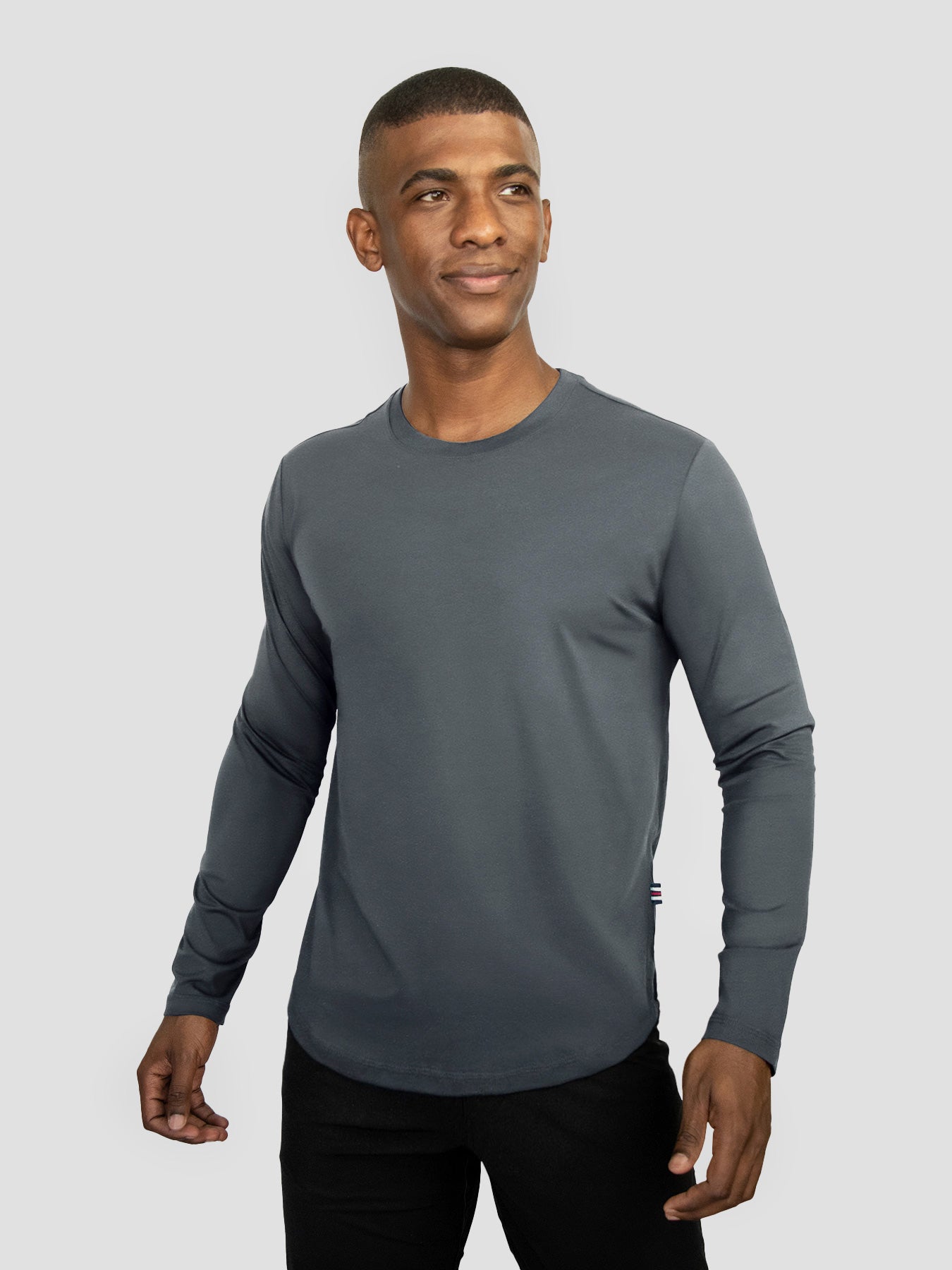 StaySmooth Long Sleeve Curve Hem Tee: Slim Fit