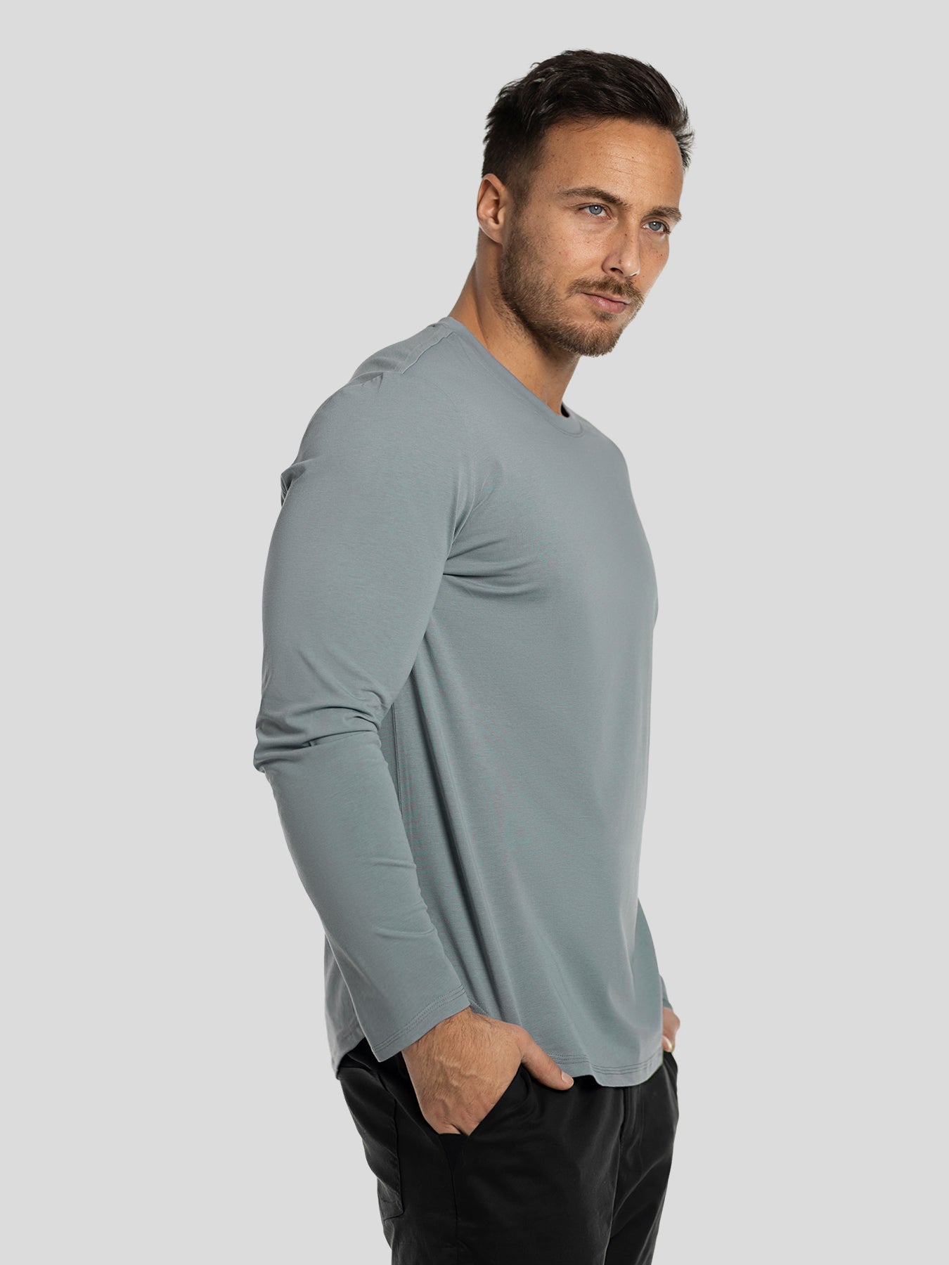 StaySmooth Long Sleeve Curve Hem Tee: Slim Fit