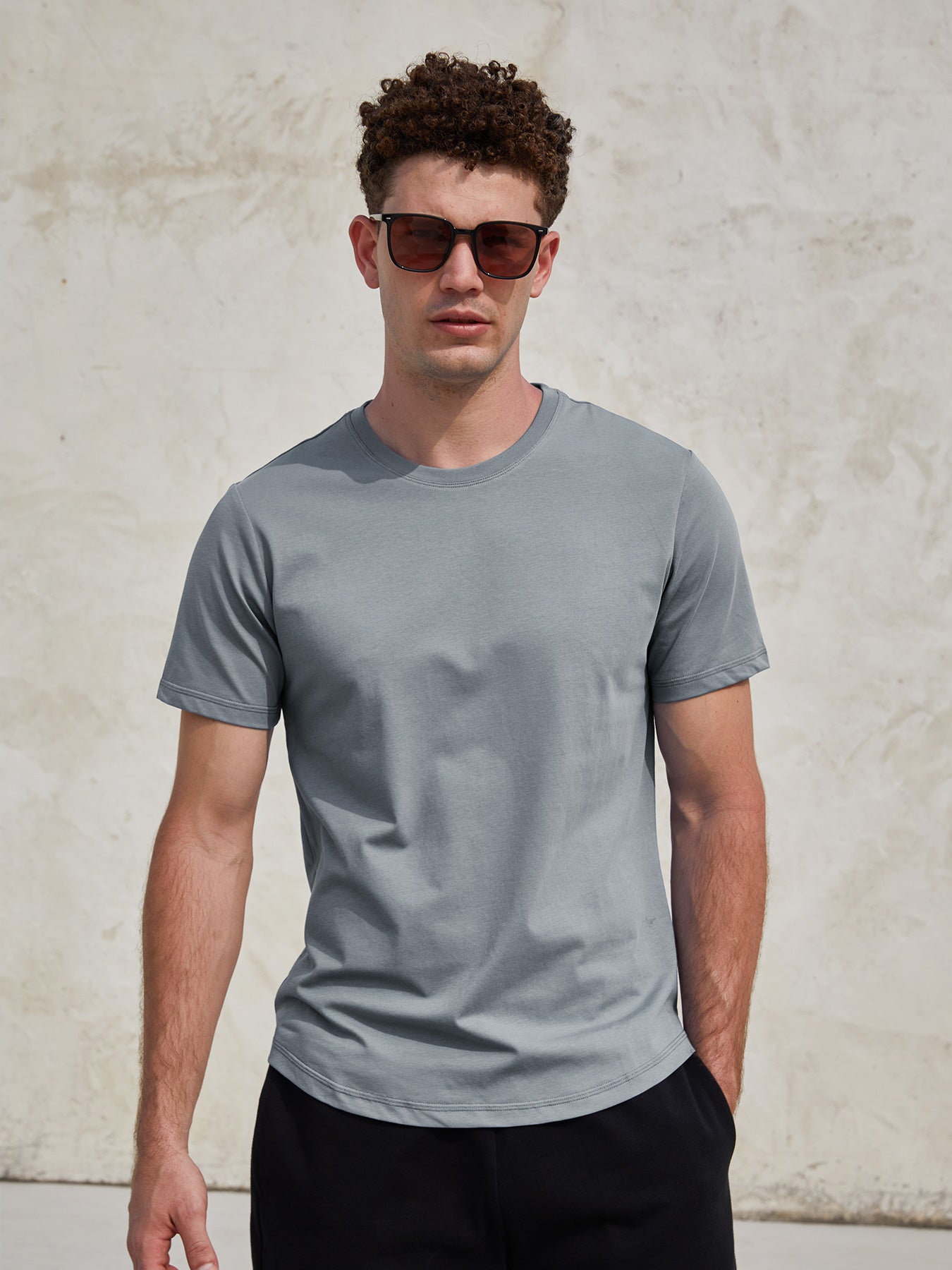 StayCool 2.0 Curve-Hem Tee: Slim-Fit