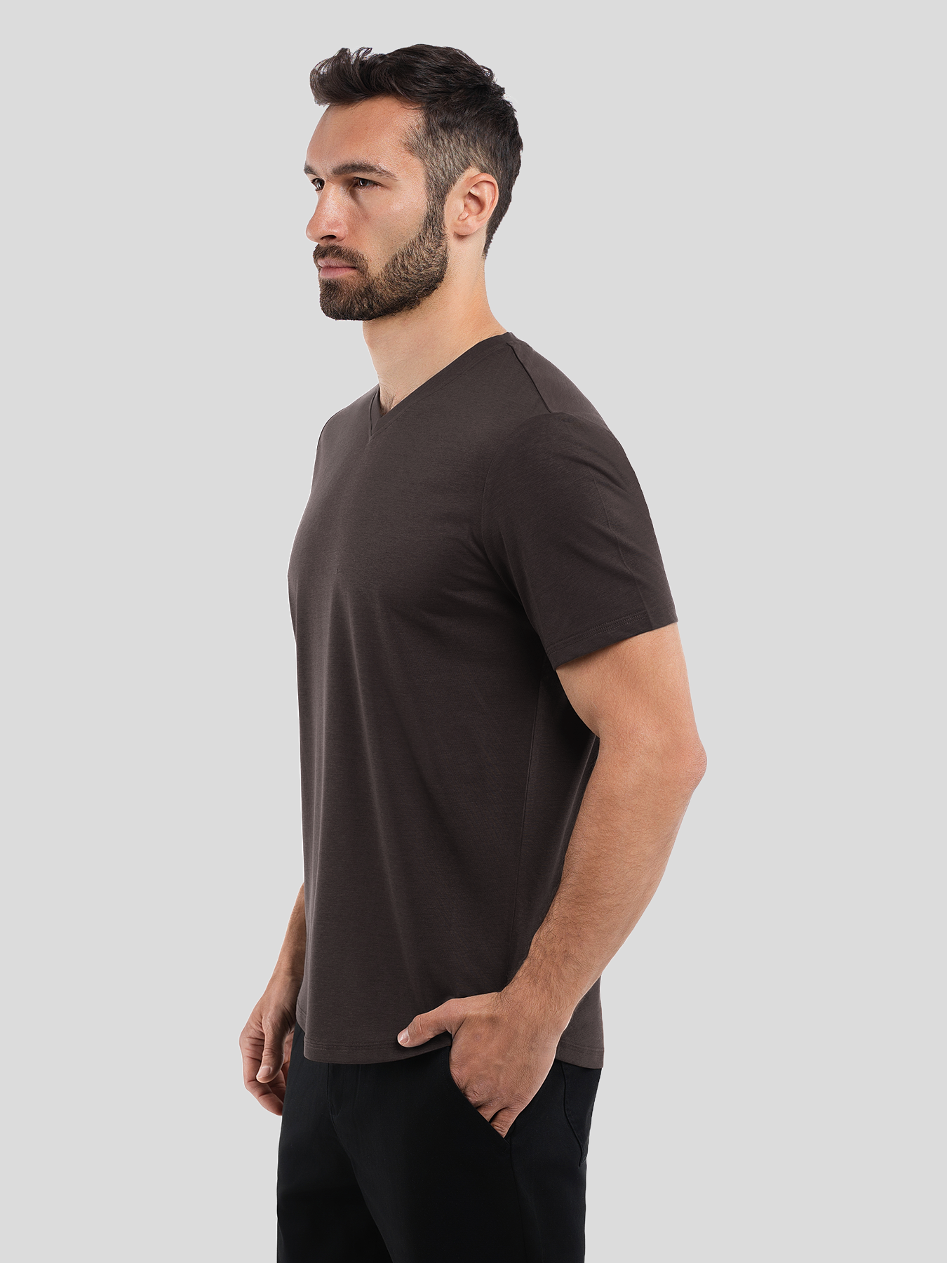 StayCool 2.0 V-neck Curve-Hem Tee: Slim Fit