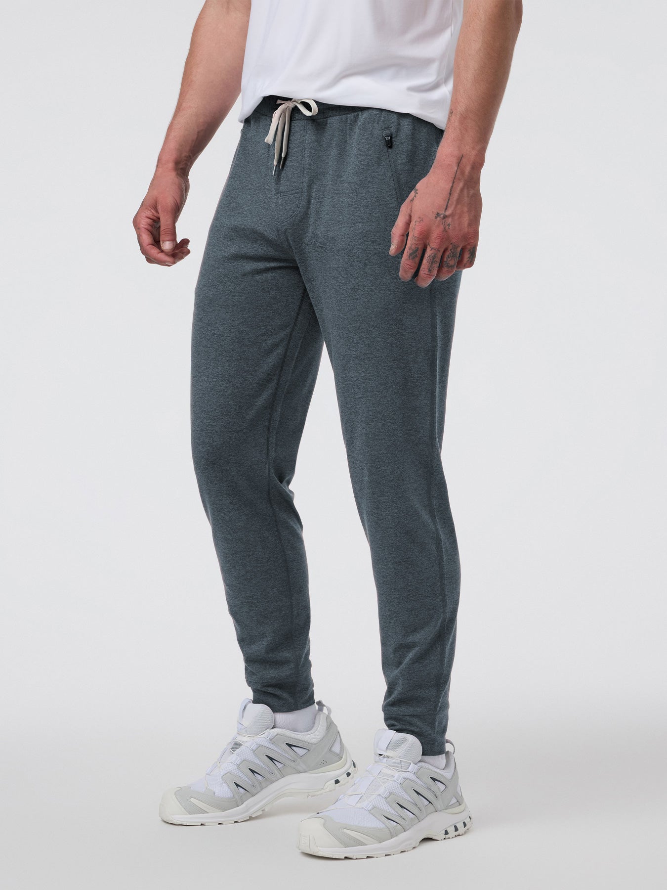 Velou Zipper Pocket Jogger