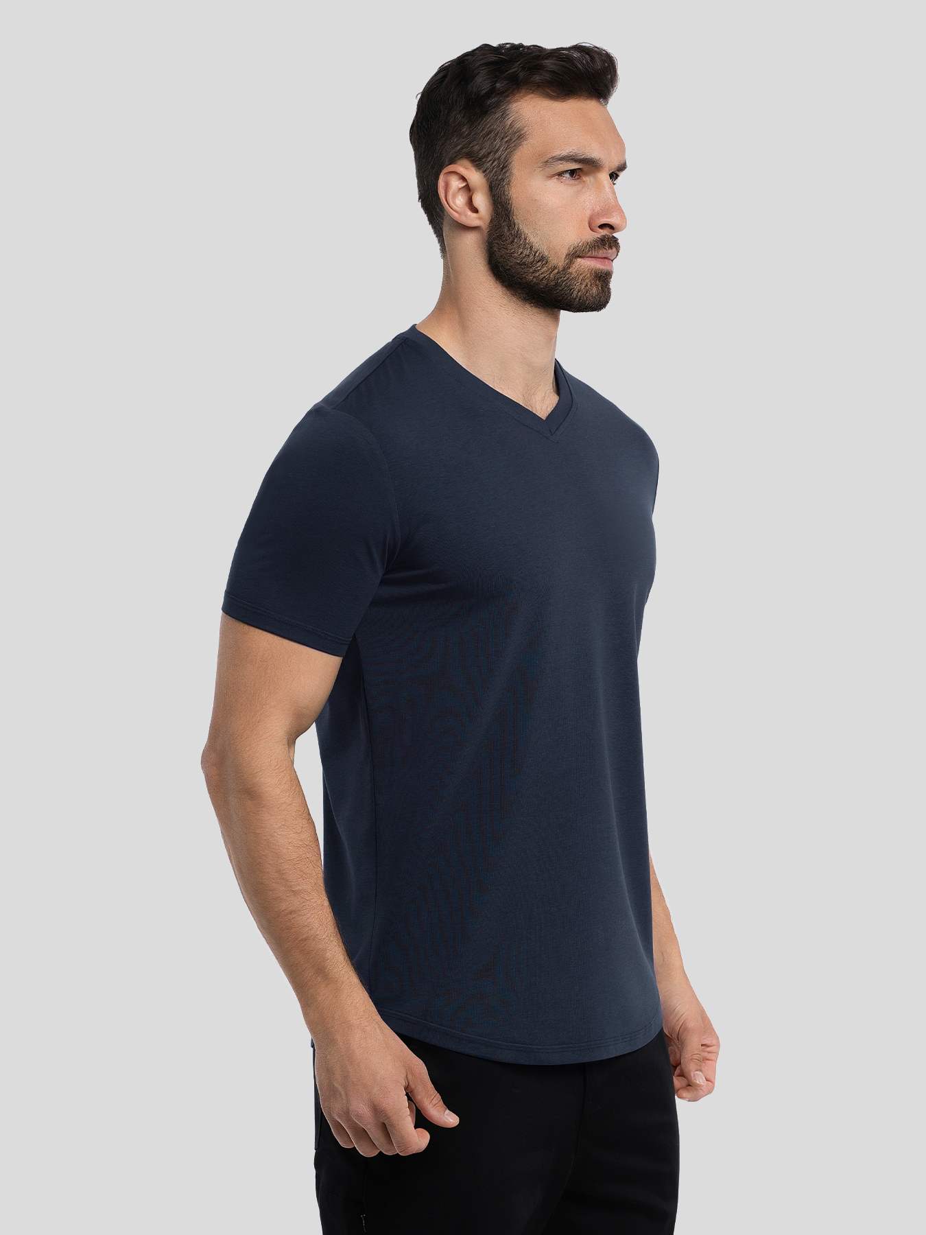 StayCool 2.0 V-neck Curve-Hem Tee: Slim Fit