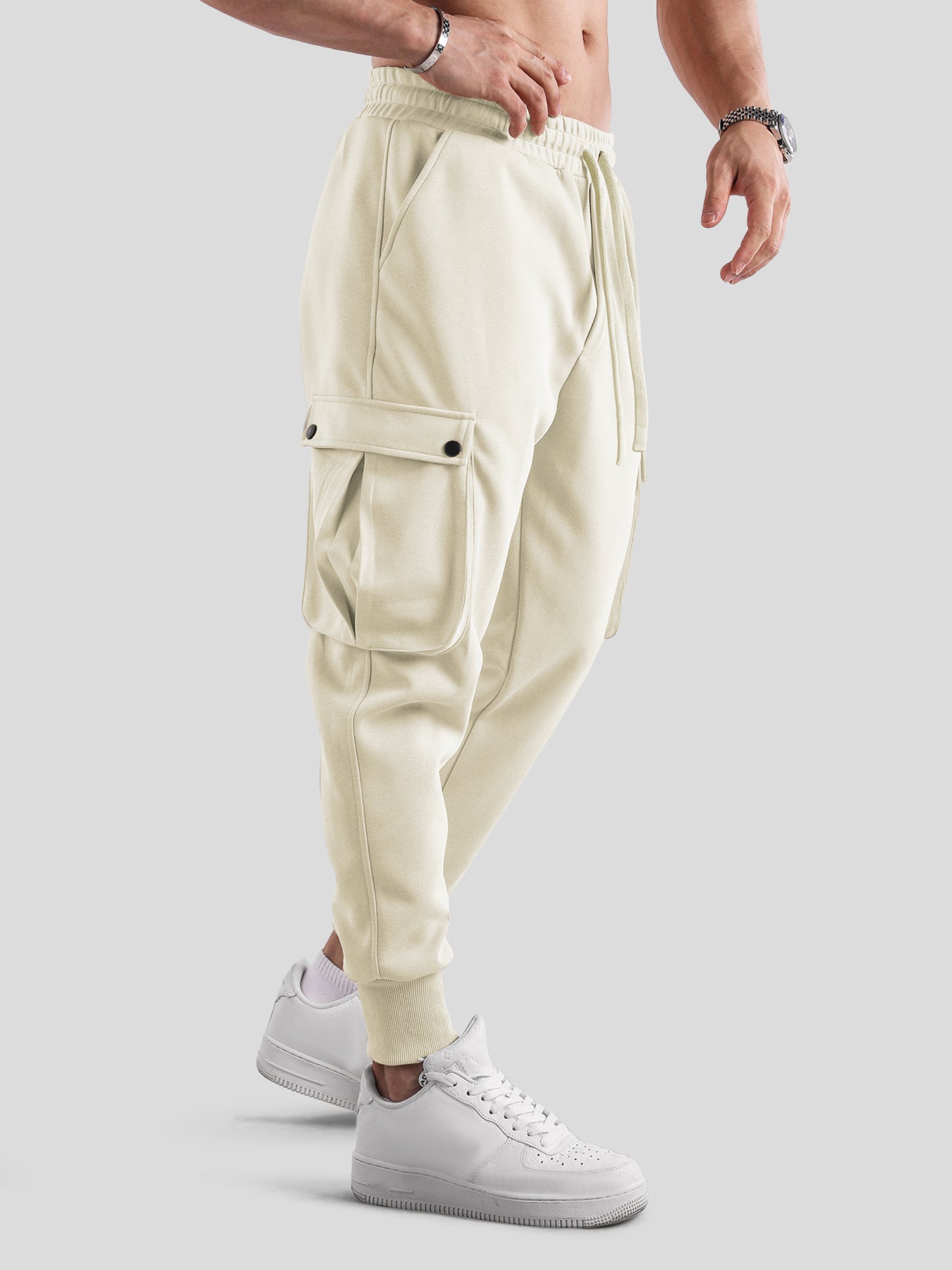 Weekend Performance Cargo Pocket Jogger