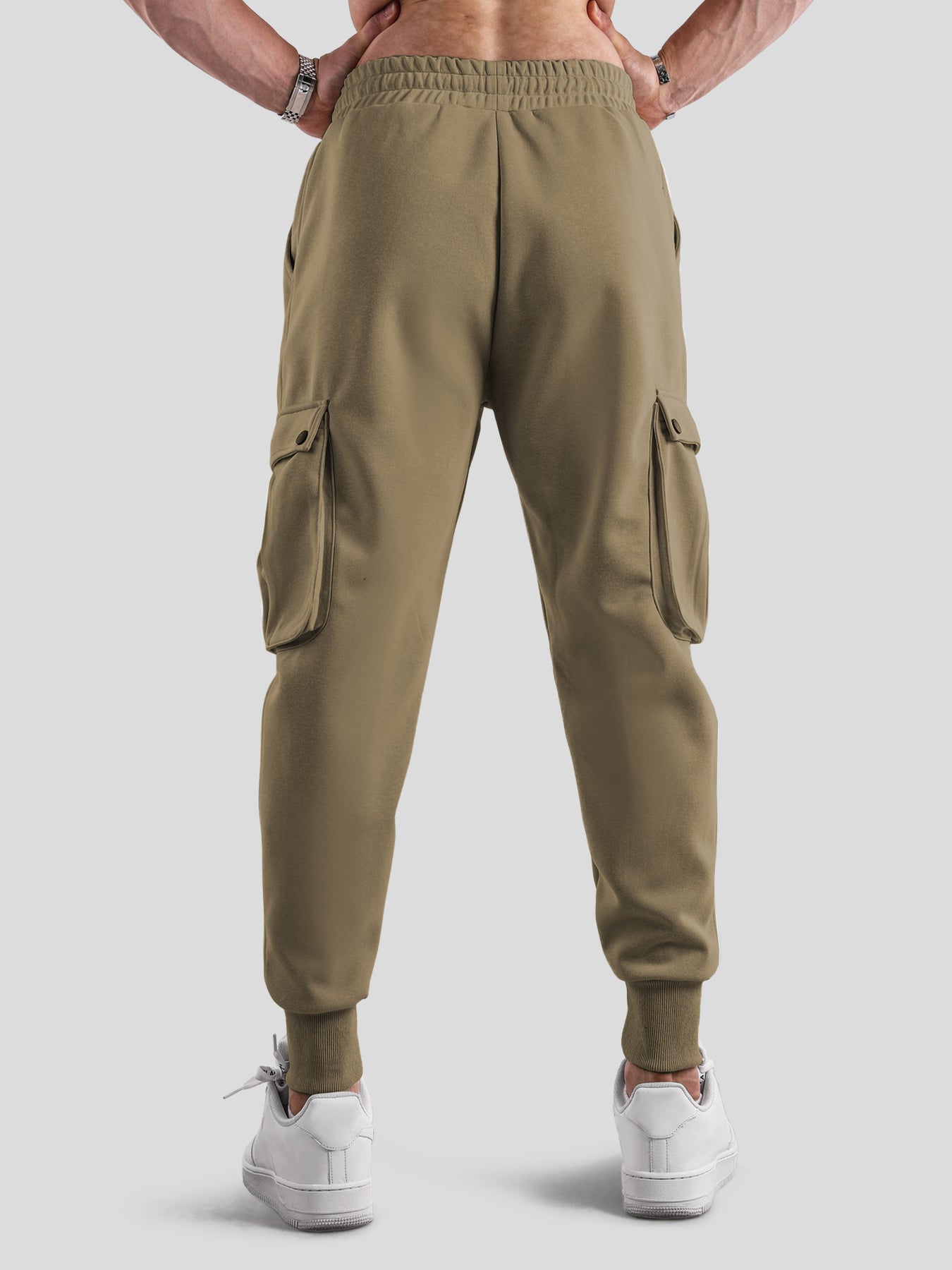 Weekend Performance Cargo Pocket Jogger