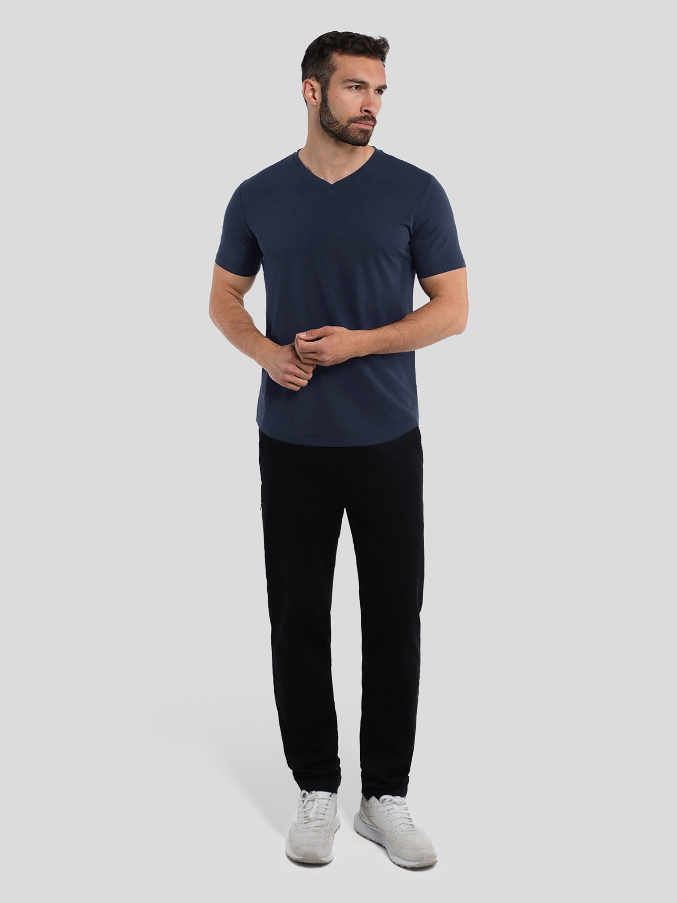 StayCool 2.0 V-neck Curve-Hem Tee: Slim Fit