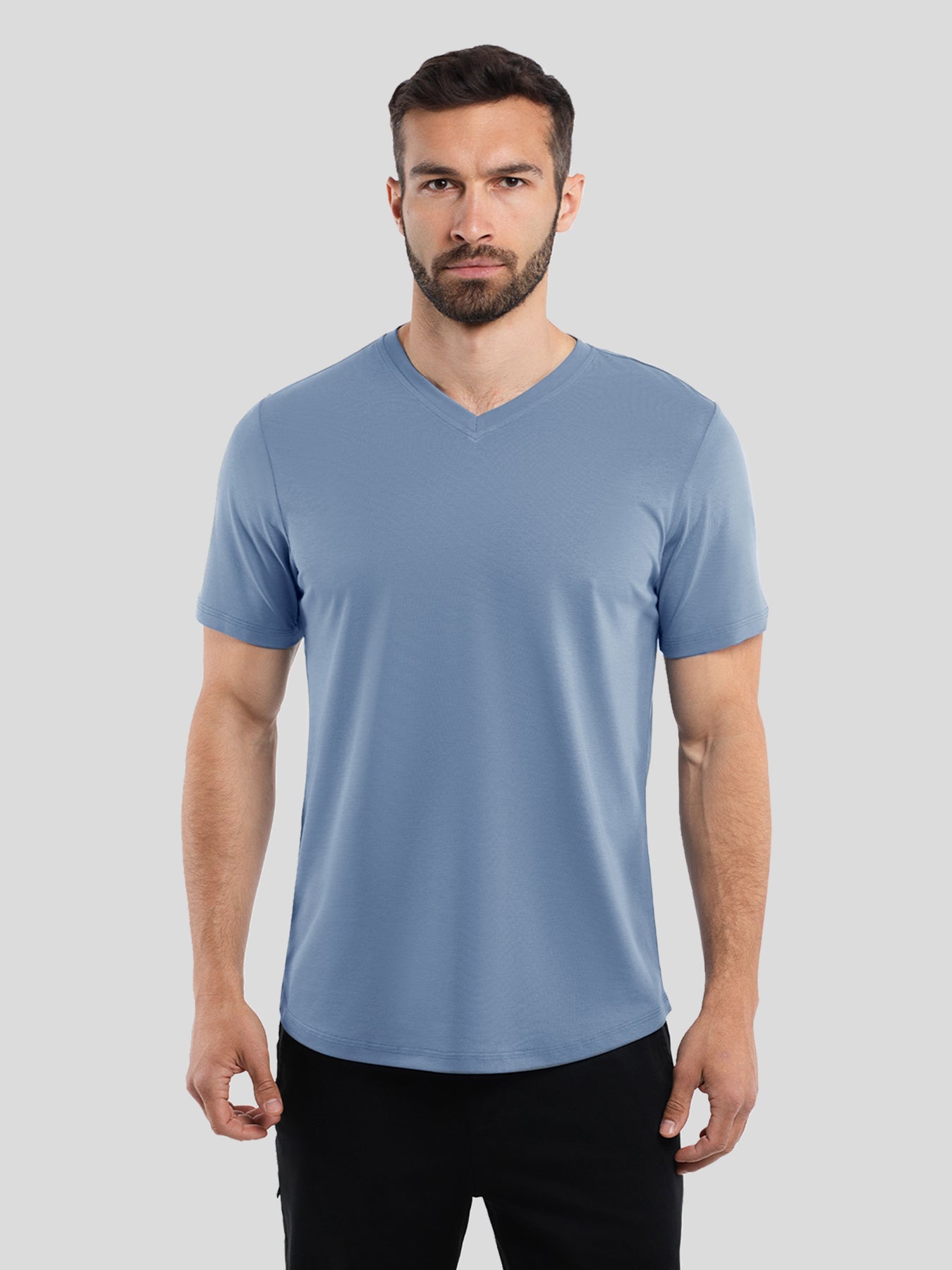 StayCool 2.0 V-neck Curve-Hem Tee: Slim Fit