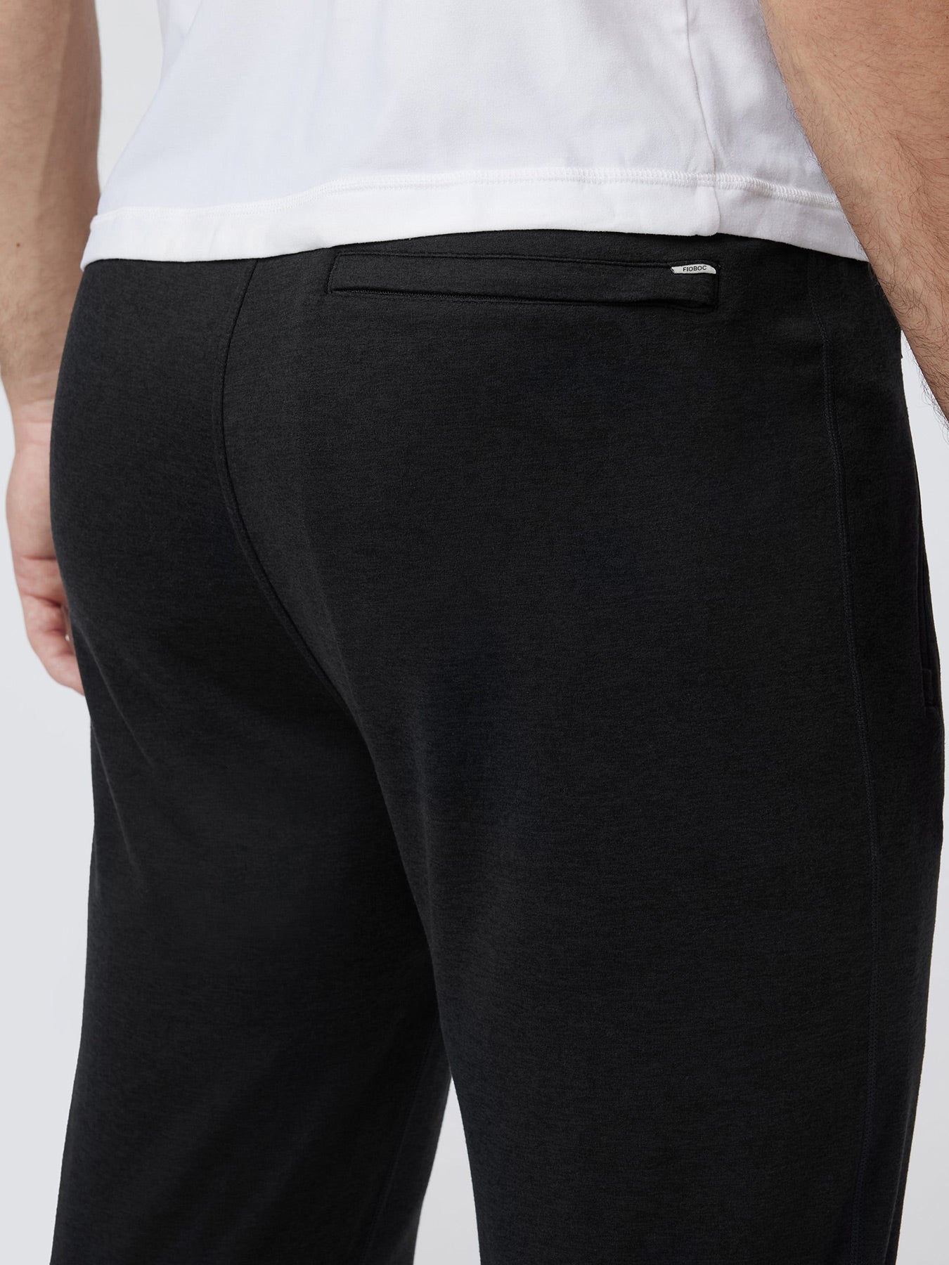 Velou Zipper Pocket Jogger