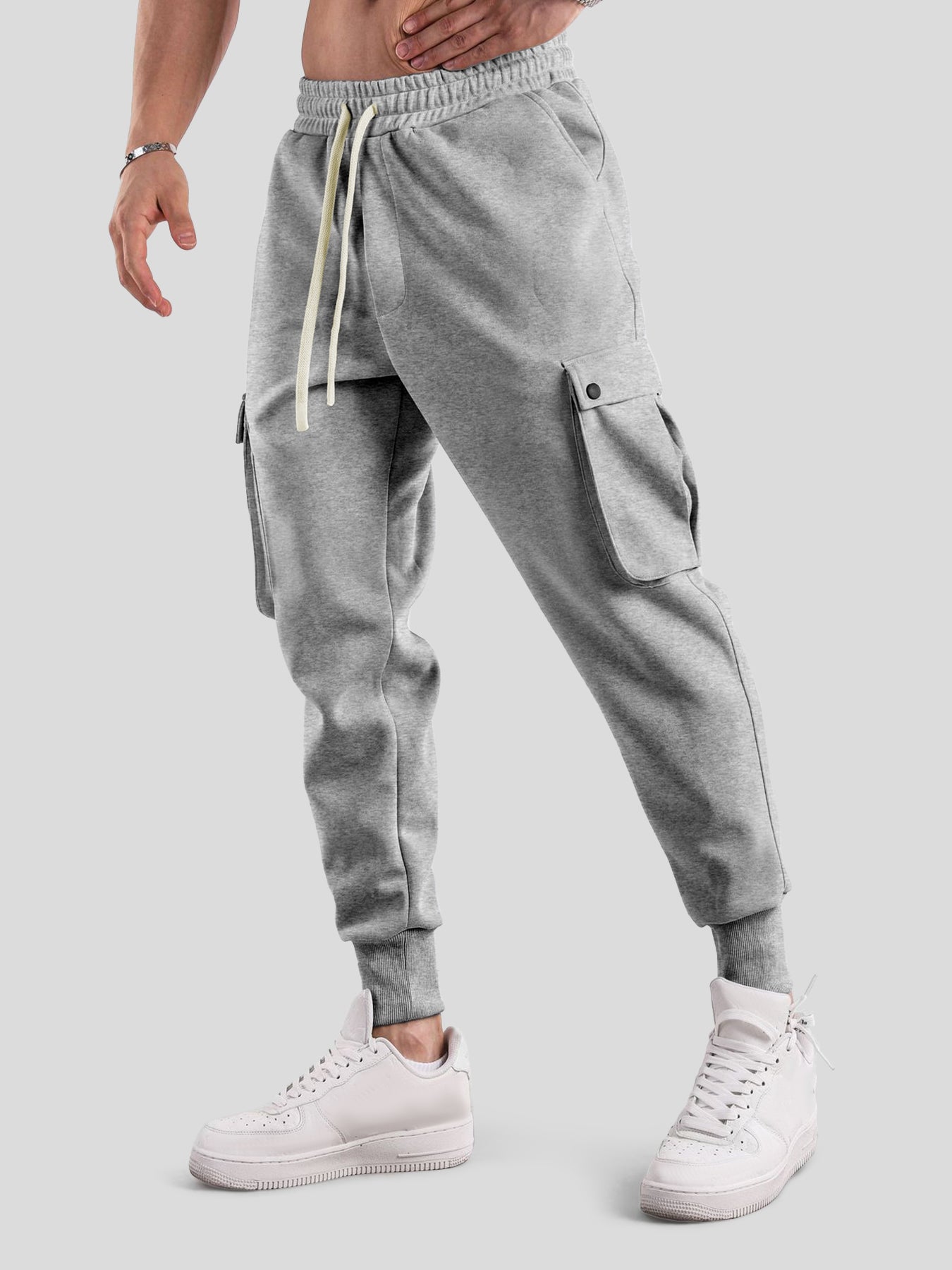 Weekend Performance Cargo Pocket Jogger