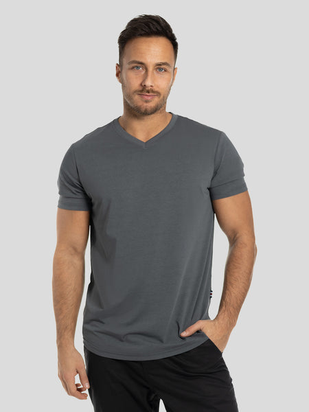 StayCool 2.0 V-neck Curve-Hem Tee: Slim Fit