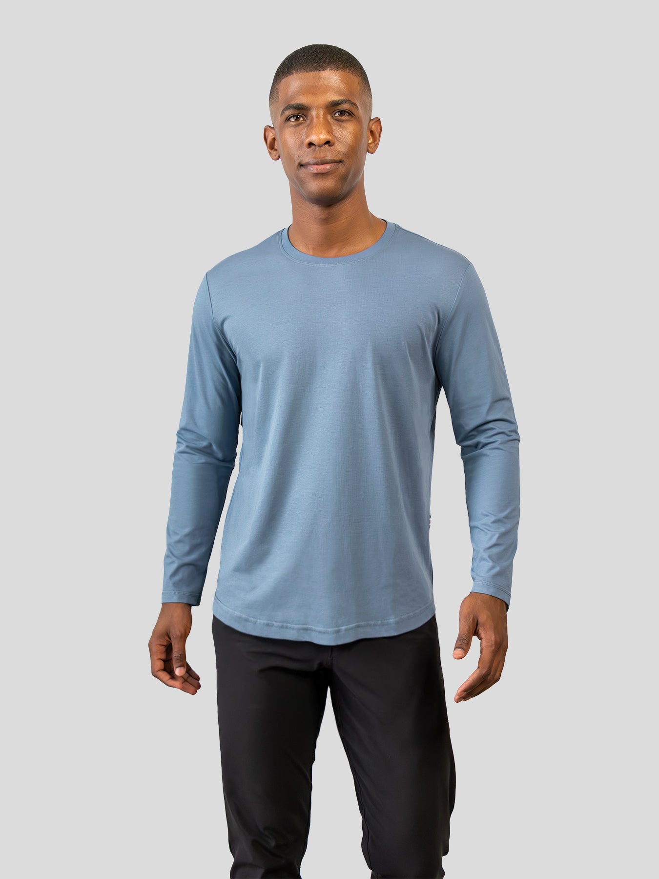 StaySmooth Long Sleeve Curve Hem Tee: Slim Fit