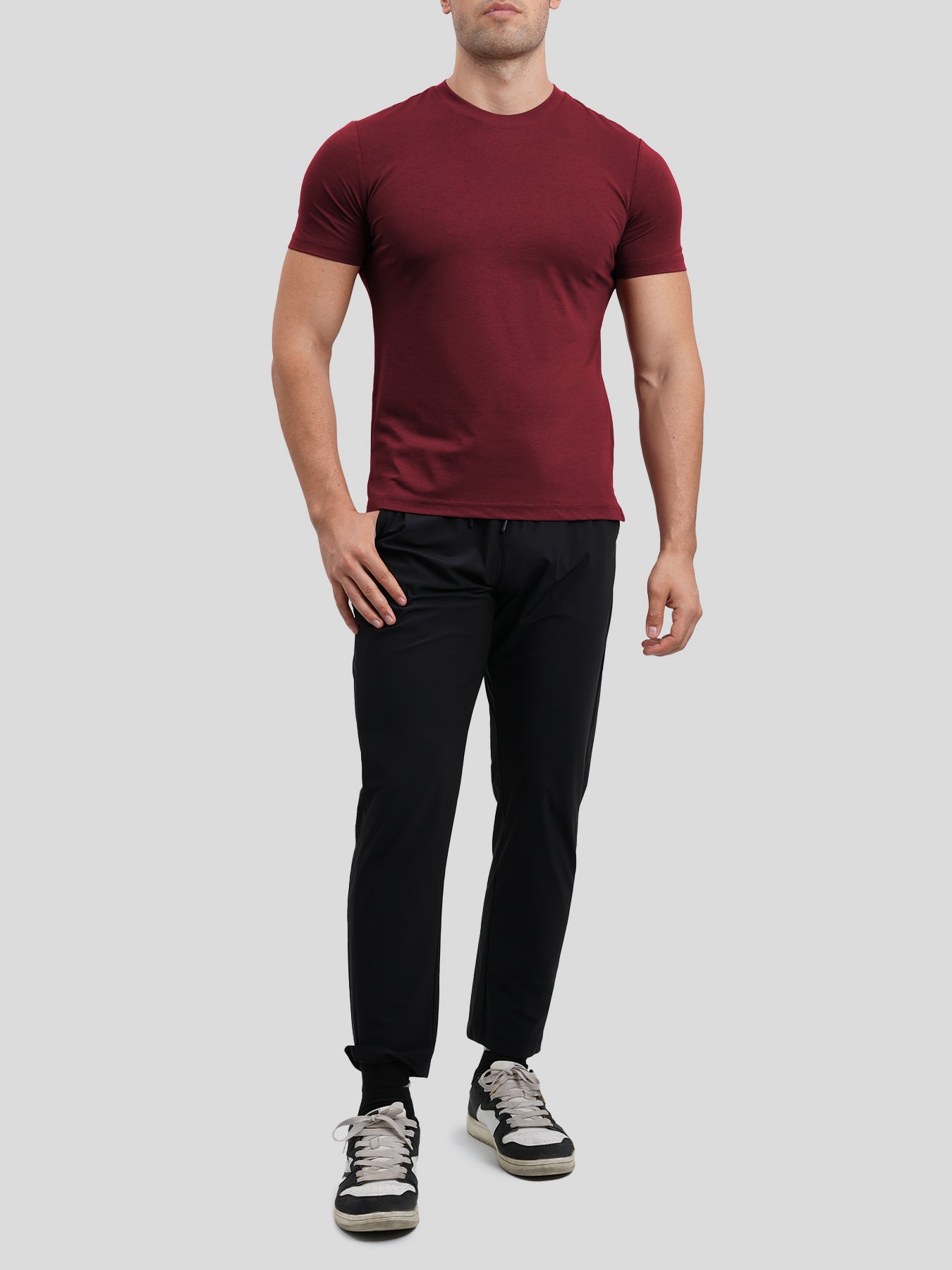 StayCool 2.0 Slim Fit T-Shirt mit geteiltem Saum