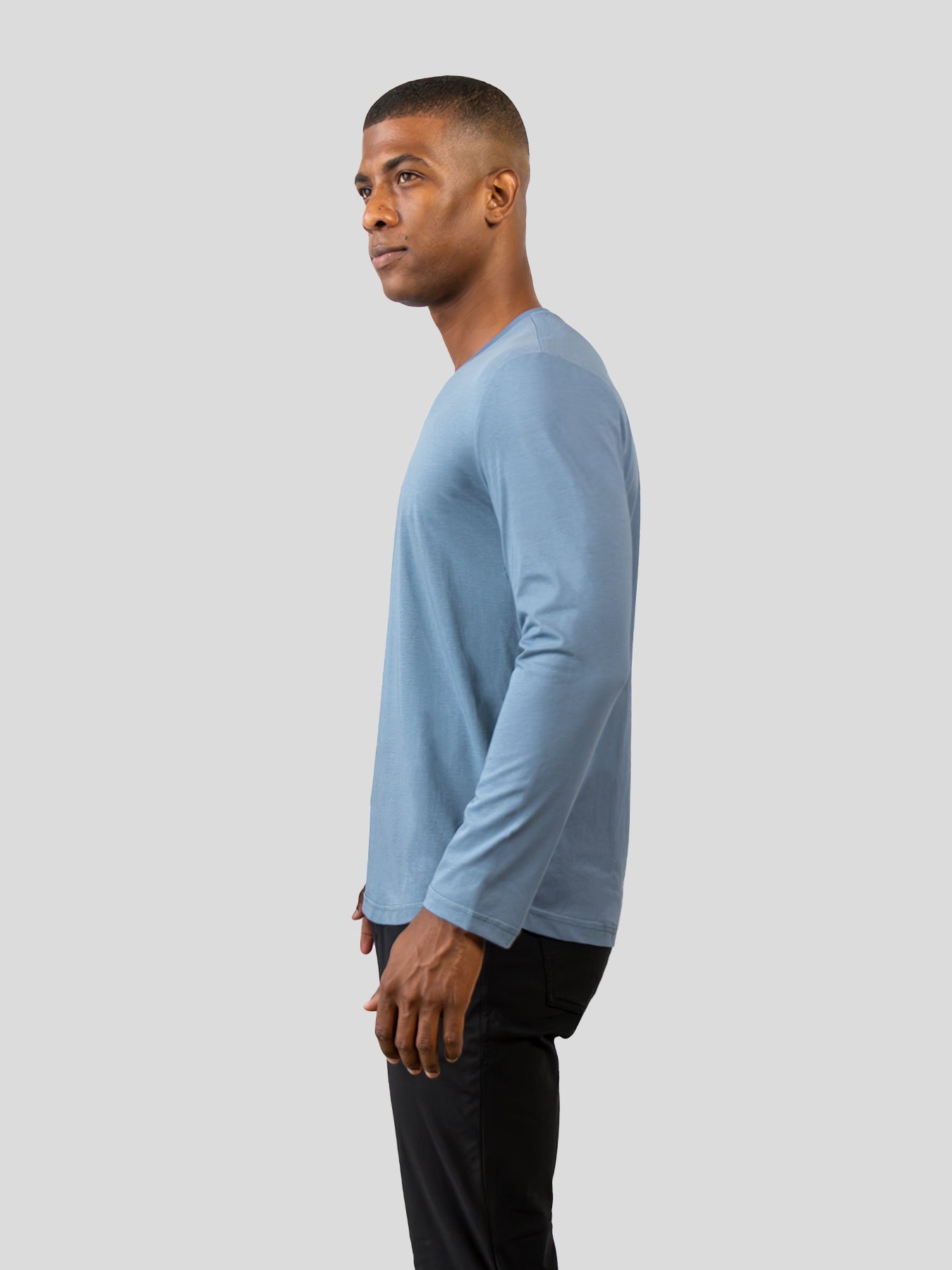 StaySmooth Long Sleeve Curve Hem Tee: Slim Fit