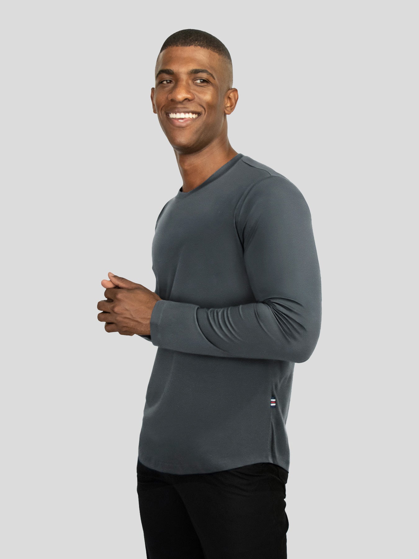 StaySmooth Long Sleeve Curve Hem Tee: Slim Fit