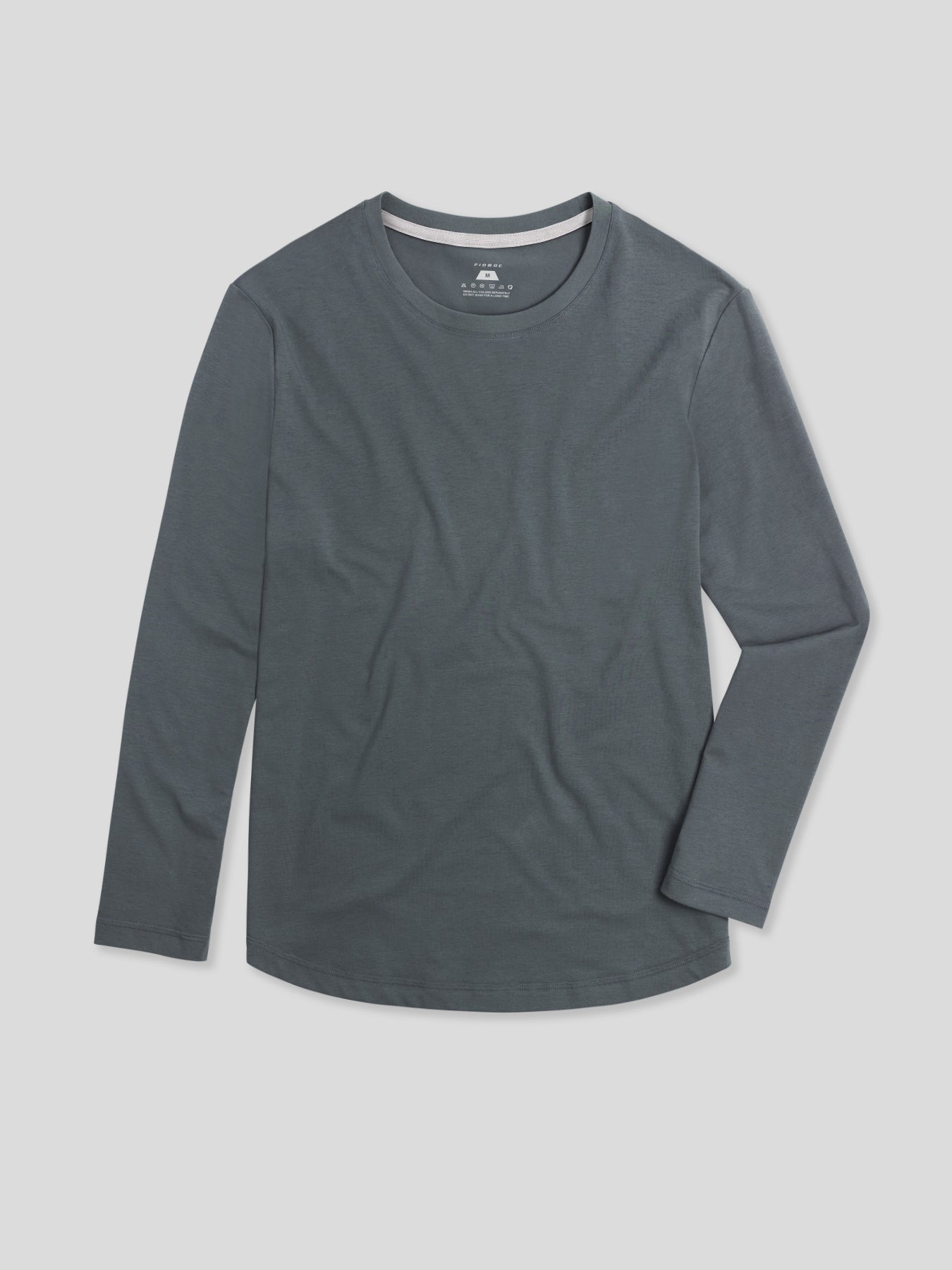 StaySmooth Long Sleeve Curve Hem Tee: Slim Fit